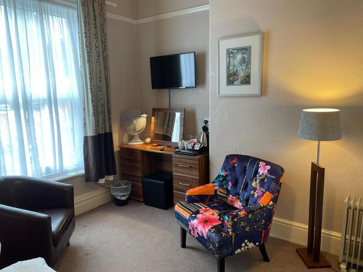 Rostrevor Hotel - Guest House Bury  Esterno foto