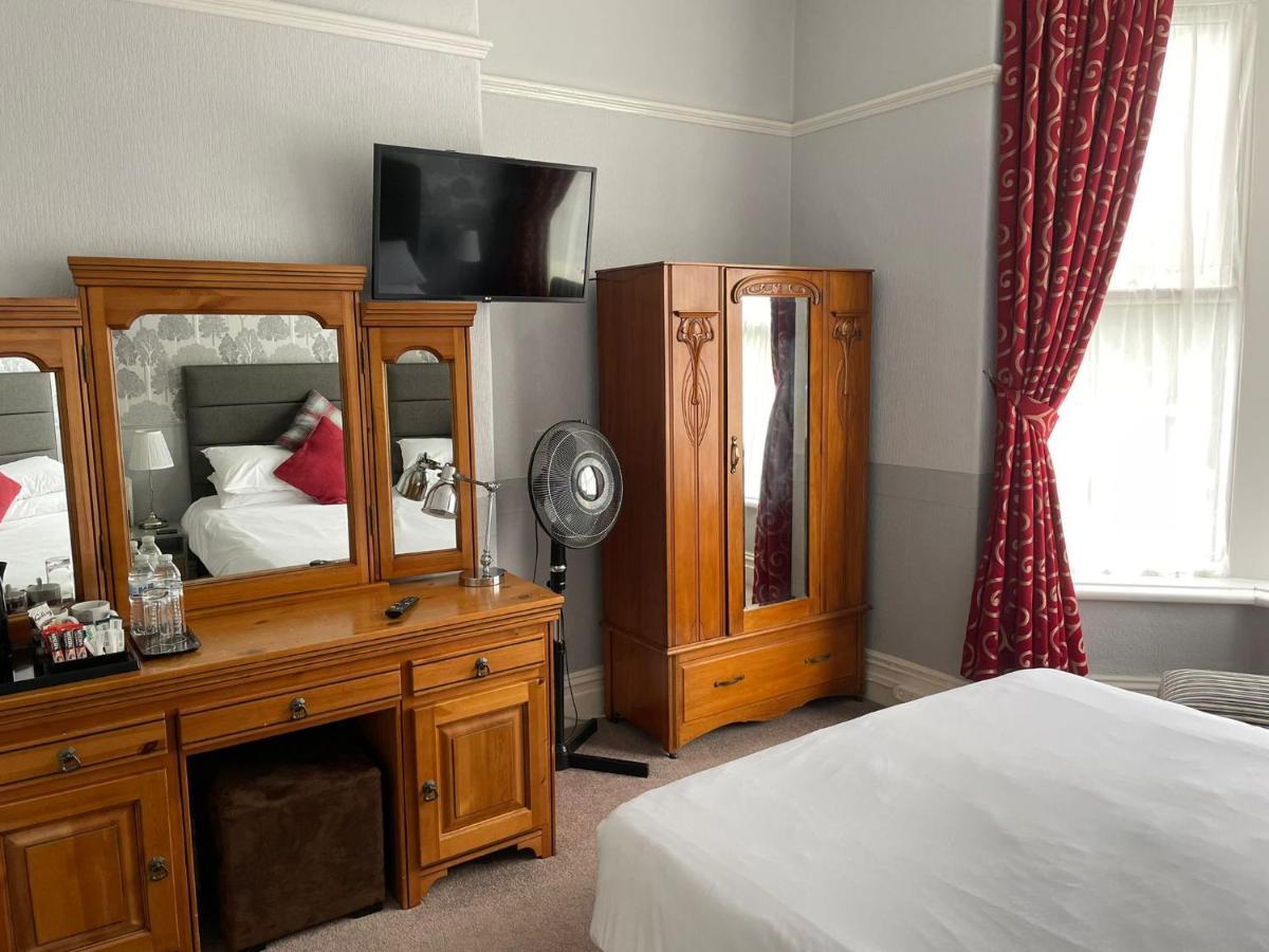 Rostrevor Hotel - Guest House Bury  Esterno foto