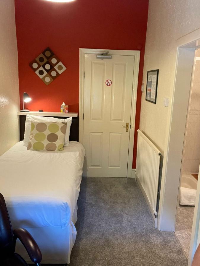 Rostrevor Hotel - Guest House Bury  Esterno foto