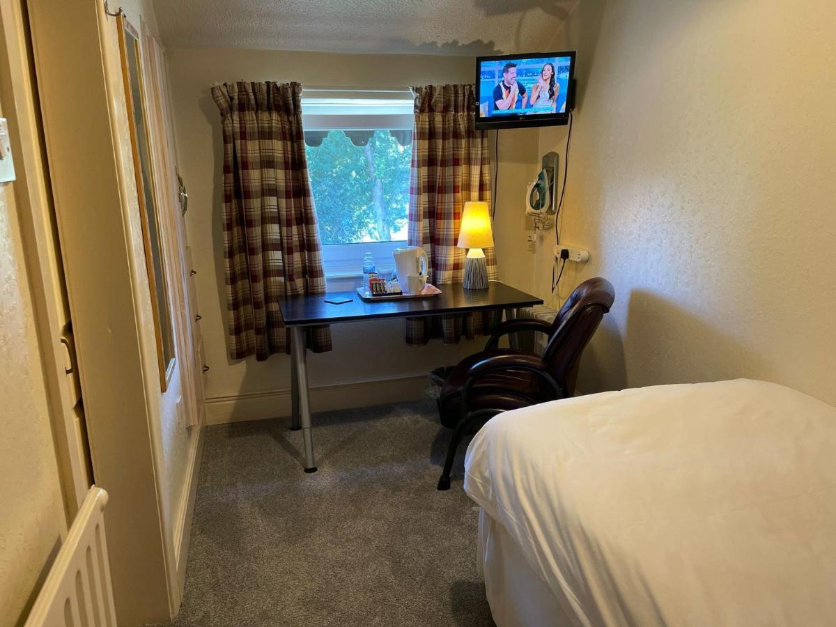Rostrevor Hotel - Guest House Bury  Esterno foto